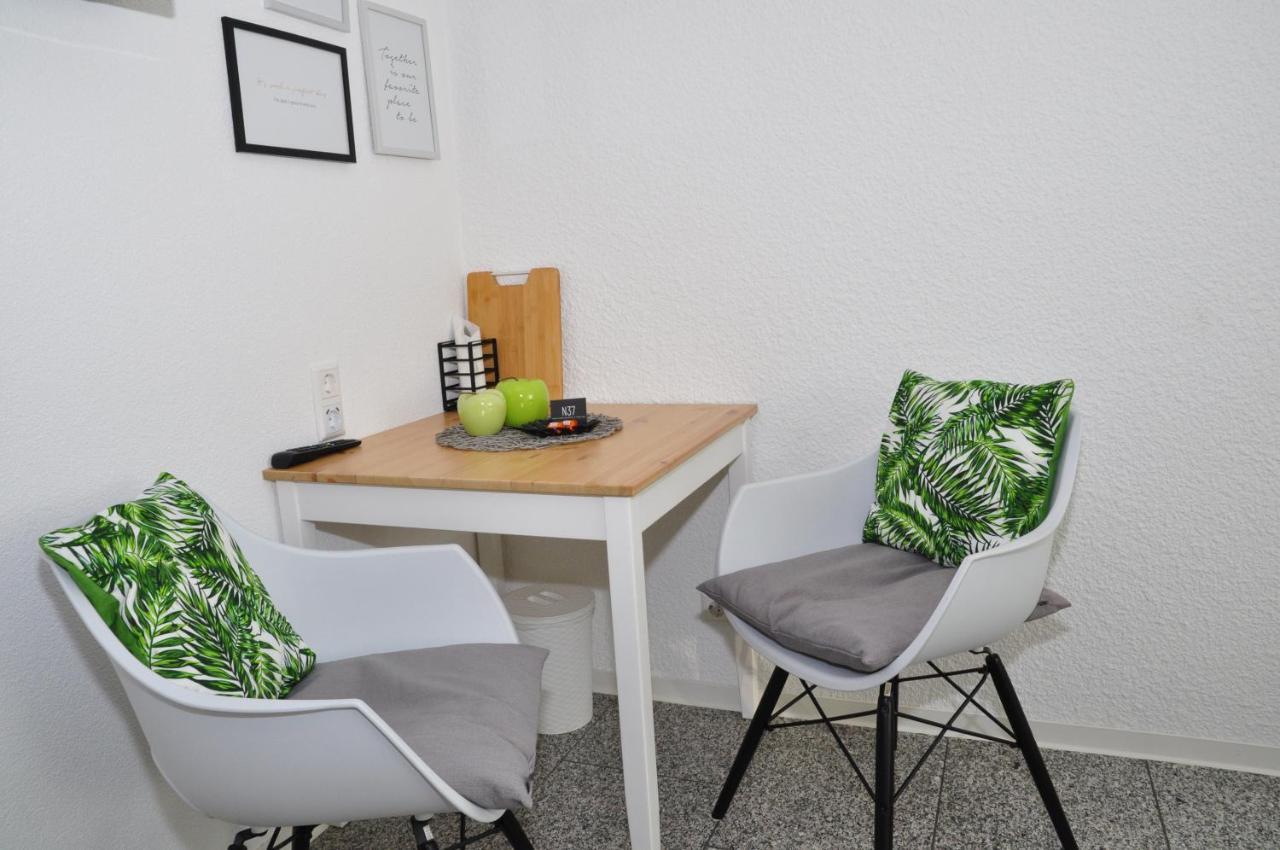 N37 -Modern Eingerichtete Zimmer In Ruhiger Lage Aldingen  エクステリア 写真