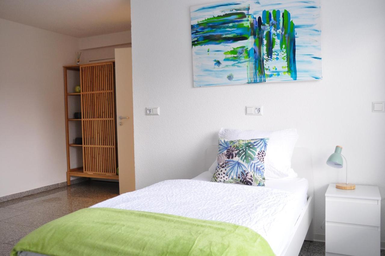 N37 -Modern Eingerichtete Zimmer In Ruhiger Lage Aldingen  エクステリア 写真